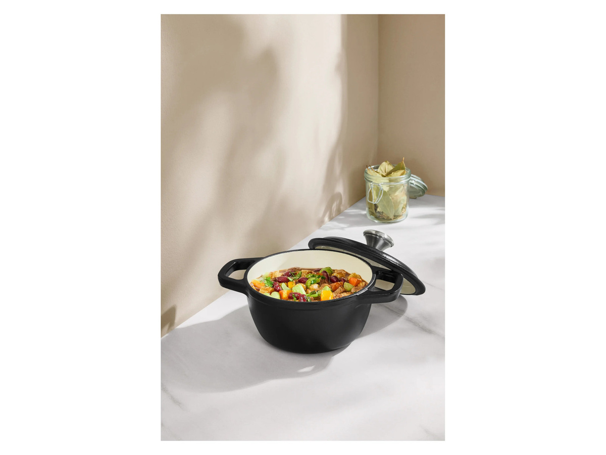 SILVERCREST Premium Gusseisentopf aus emailliertem Gusseisen in Schwarz, Durchmesser: 16 cm - Bild 2