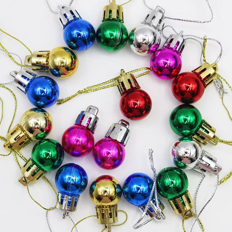 Bunte Weihnachtskugeln von RIBBON HOUSE, 24 Stück, Multicolor und Gold, Durchmesser: 2 cm - Bild 2