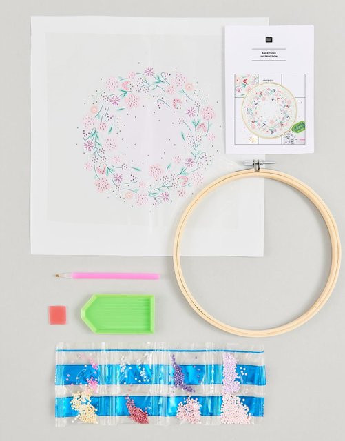 Rico Design Diamond Painting DIY-Set Funkelnder Blumenkranz in Multi auf Leinwand - Bild 1