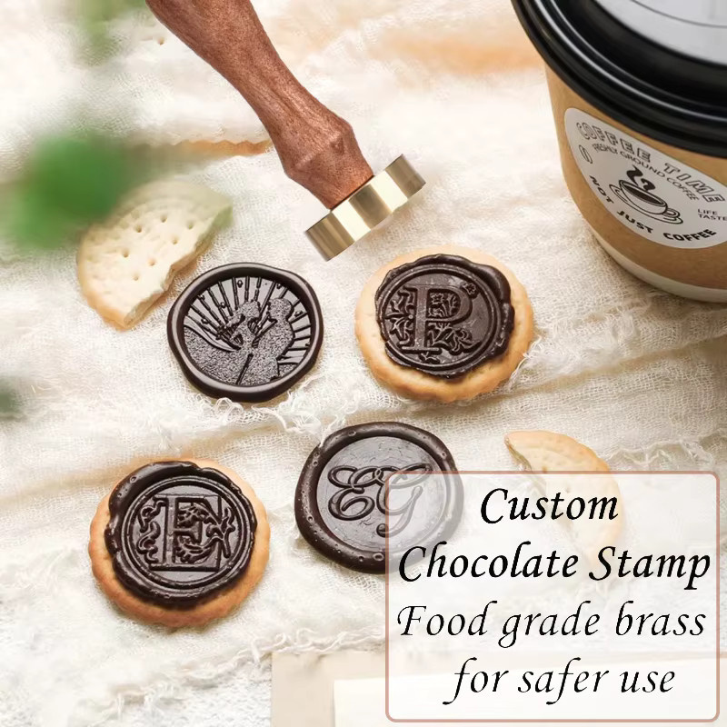 Personalisierte Schokoladenstempel mit individuellem Logo-Design in Braun für DIY-Projekte, Hochzeiten und Geschenke - Bild 2