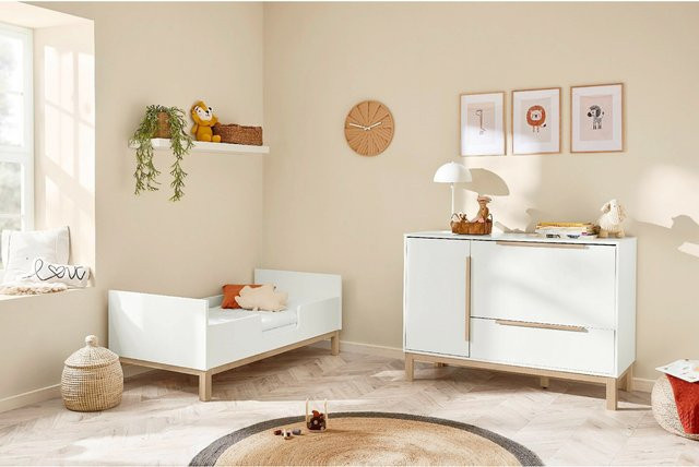 Pinolino 3-tlg. Babyzimmer Juna Set in Weiß und Eiche im skandinavischen Design - Bild 1
