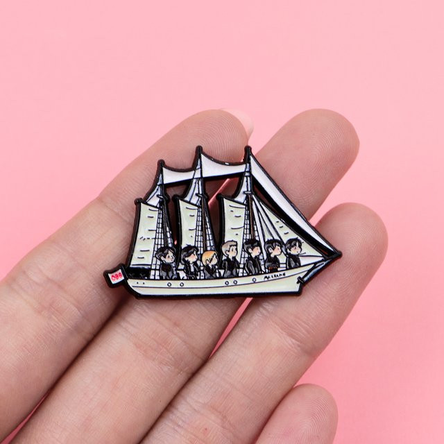 Singer Ship Emaille-Pins, Bunt, Unisex - Bild 1