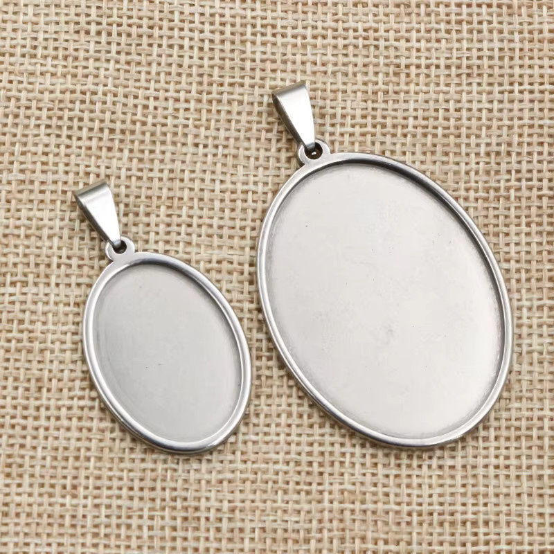 Wadsfred Anhänger Edelstahl, Silber, Unisex, 18 x 25 mm, 30 x 40 mm - Bild 2