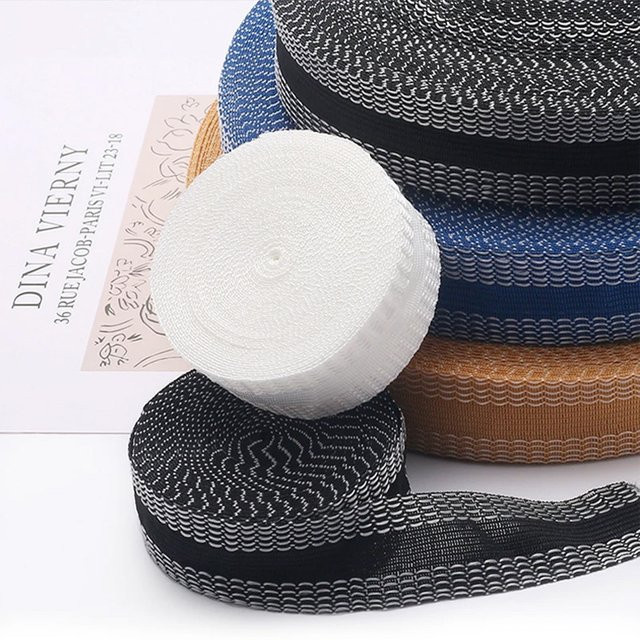 Selbstklebendes Saumband zum Aufbügeln für Hosen und Jeans in Schwarz, DIY-Nähstoff zum Verkürzen von Kleidung - Bild 1