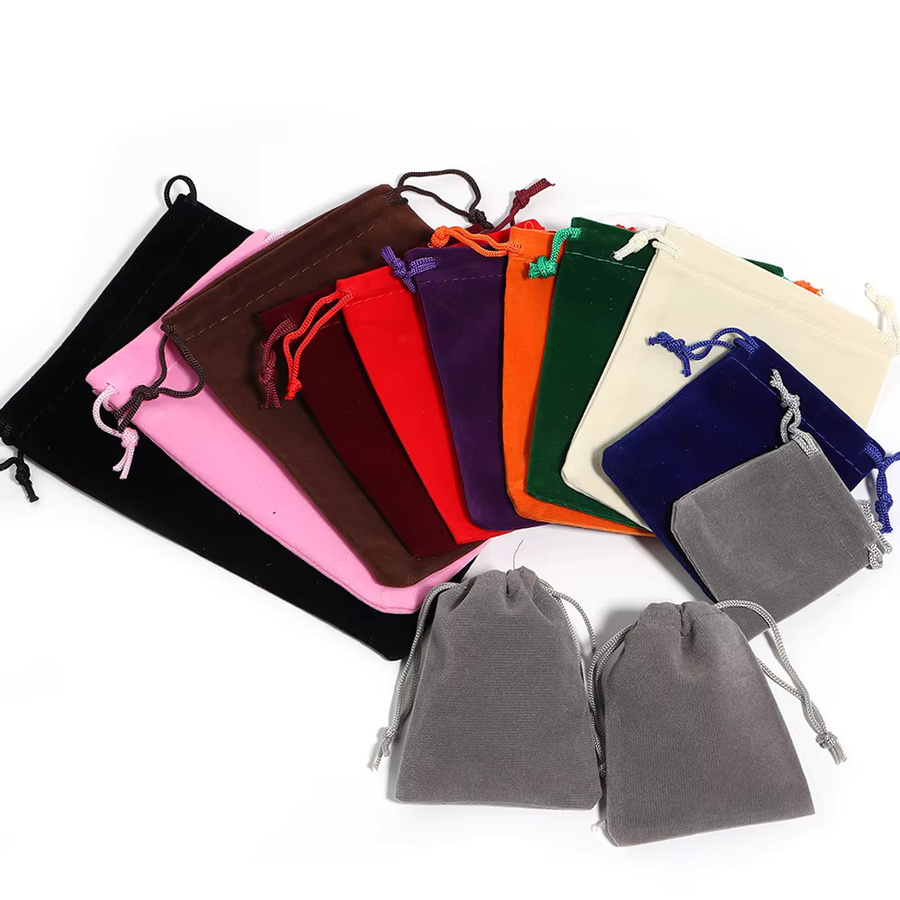Set aus Samt- und Satin-Geschenkbeuteln mit Kordelzug für Schmuck und Hochzeitsgastgeschenke in Pink und Multicolour - Bild 3
