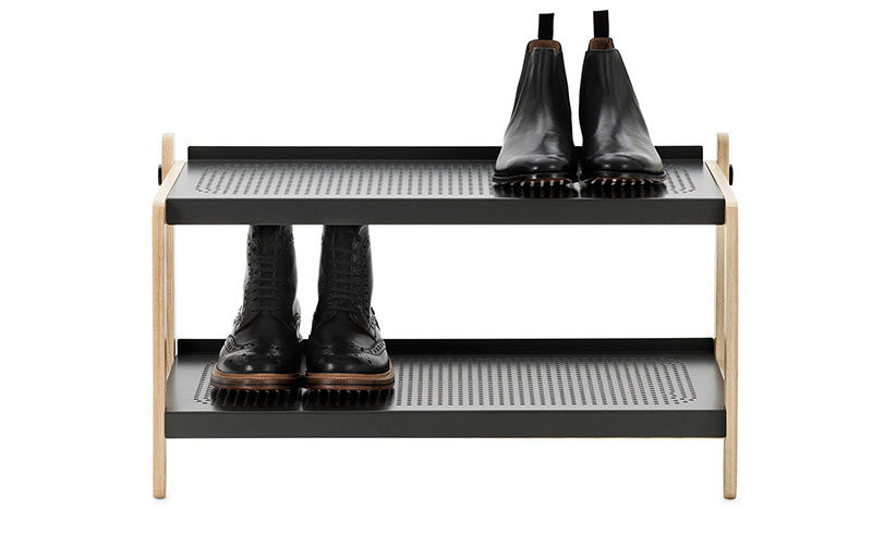 Normann Copenhagen Sko Schuhregal aus Eschenholz und Metall in Braun - Bild 3