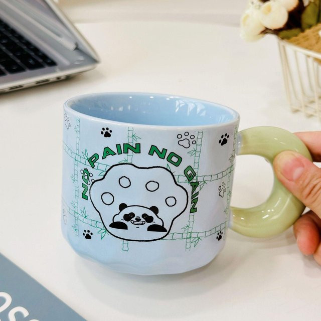Keramikbecher mit Deckel und Löffel von Yiran Furniture, Panda Design, Mehrfarbig, 380 ml - Bild 1