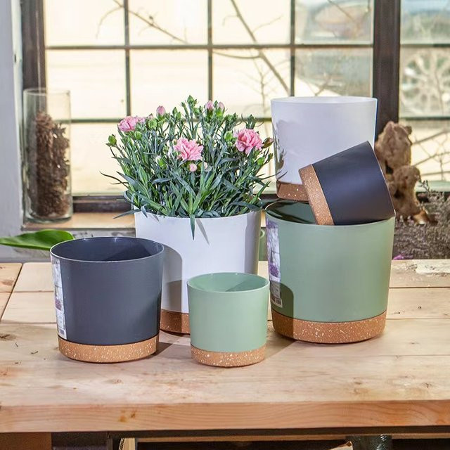 Große Kunststoff-Pflanzentöpfe in Weiß für Zimmer- und Gartenpflanzen mit Drainage - Bild 1