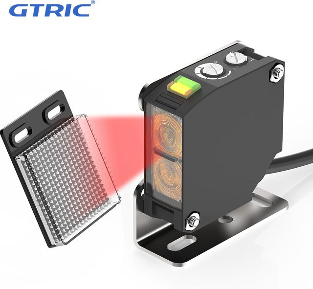 GTRIC Fotoelektrischer Sensor E3JK-RR12 Retroreflektierend, Quadratische optische Lichtschranke mit Universal-Relaisausgang, Farbe: Schwarz - Bild 1