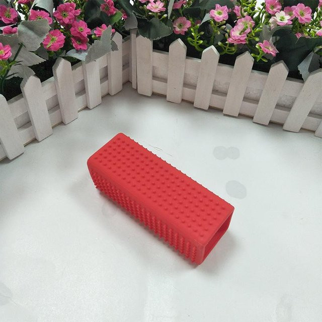 Yiran Furniture Silikon-Hohlgummi-Hundehaarbürste zur Reinigung von Möbeln, Teppichen und Kleidung in Rot - Bild 1