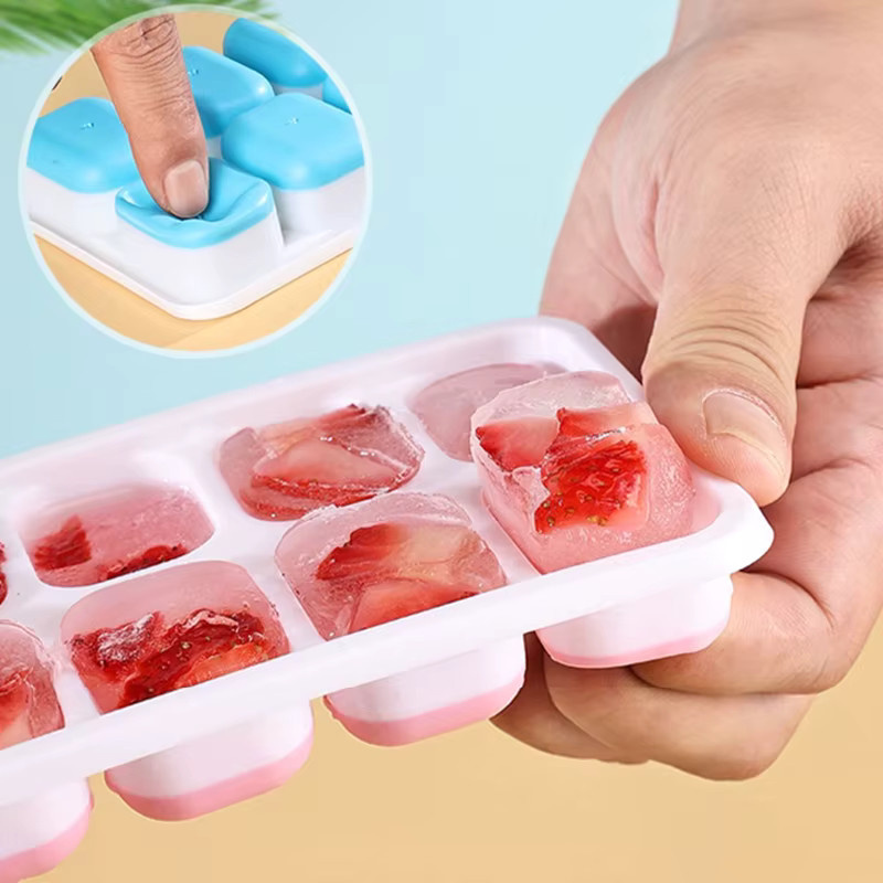 Eiswürfelform aus Silikon mit Deckel in Blau für 14 quadratische Eiswürfel - Bild 3