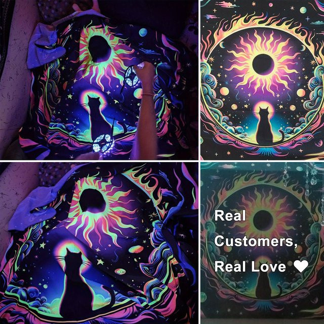VIKAMA Cyber Cat Wandteppich mit Neon-Farbverlauf und kosmischem Nebel, schwarze Katze und Planeten-Motiv, Mehrfarbig, Breite: 60 cm, Höhe: 40 cm - Bild 1