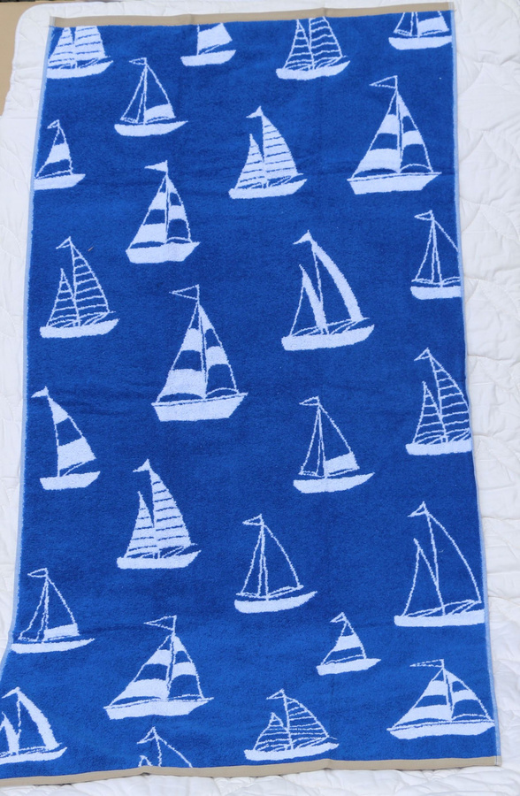 Sympathica Family Strandtuch mit Segelboot-Motiv in Blau und Weiß, B/H: 75 x 150 cm - Bild 1