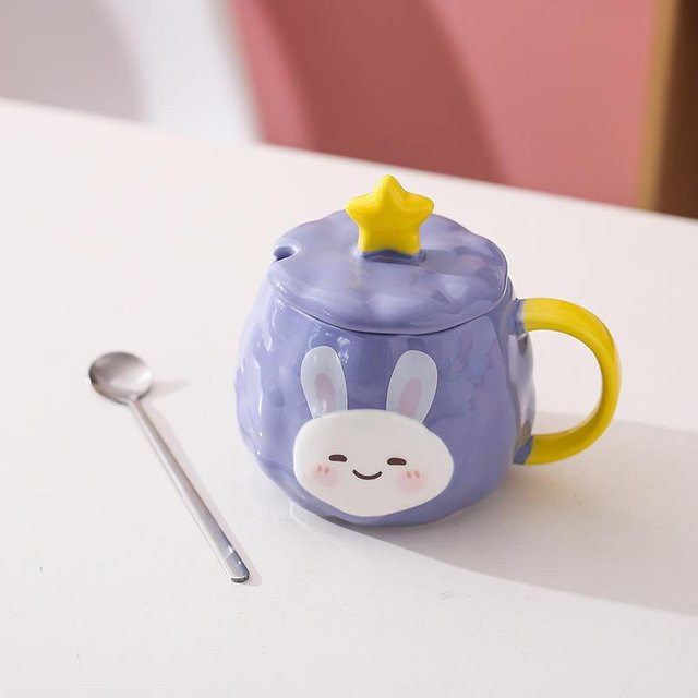Kreative Keramiktasse mit Cartoon-Hasen-Design inklusive Deckel und Löffel, Yiran bag, 450 ml, in Pink, Grün, Blau oder Lila - Bild 1