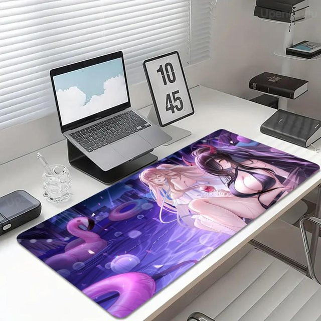 Extra großes Mauspad mit lila Augen und niedrigem Mädchen-Motiv, rutschfeste Gaming-Matte für PC und Laptop, B: 90 cm, T: 40 cm, H: 0,4 cm, Farbe: Lila - Bild 1