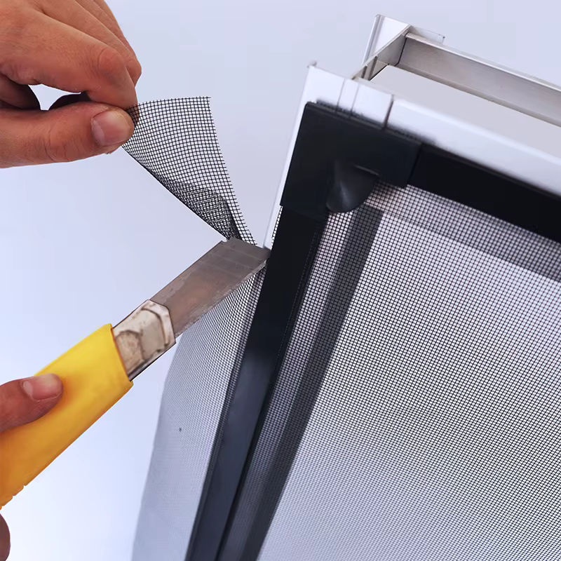 DTGJ Magnetisches Fenster-Moskitonetz aus Fiberglas in Schwarz, individuell anpassbarer Anti-Insekten-Bildschirm aus Tüll - Bild 2