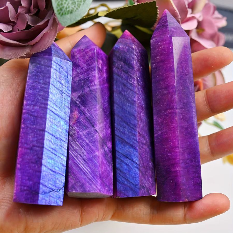 CrystalHola Sechseckiger Turm aus natürlichem lila Mondstein mit blauem Blitz als Einzelpunkt-Kristallsäule - Bild 4