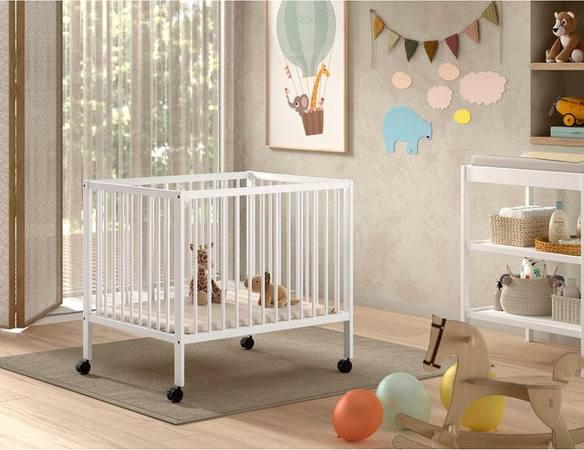 Vipack Laufgitter für Babys aus massiver Buche, 3-fach höhenverstellbar, weiß lackiert, inklusive Rollen