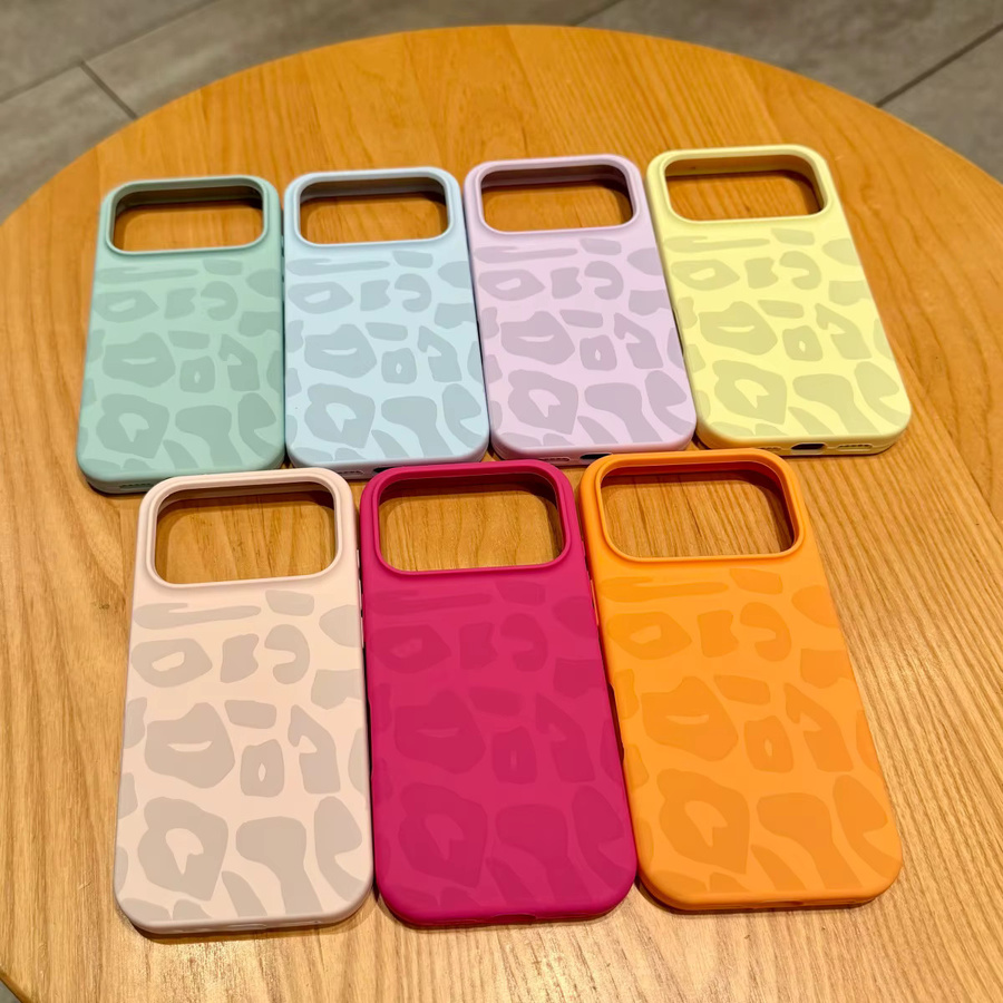 Stoßfeste iPhone Schutzhülle mit Leopardenmuster und Kamera-Steuerungstaste in Multicolour und Blau - Bild 2