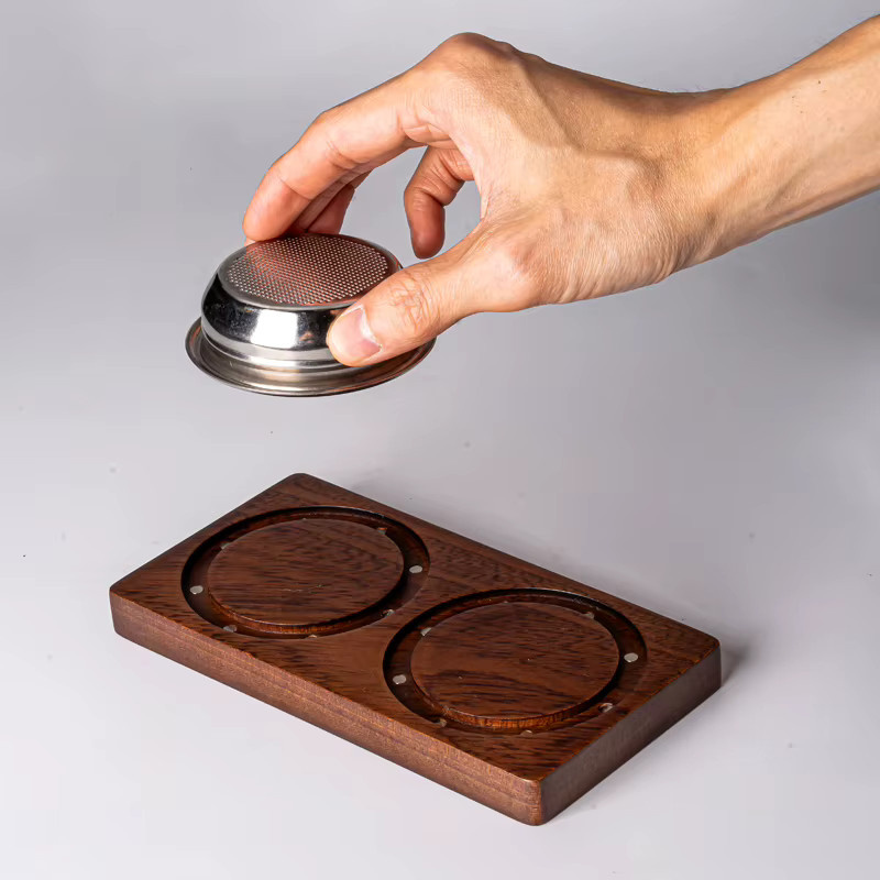 YUAN-ECT Kaffeekorb-Aufbewahrungsregal aus Redwood mit magnetischer Wandbefestigung, Braun, 58 mm - Bild 4