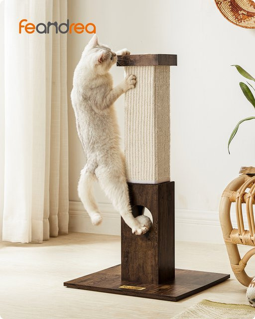 FEANDREA Kratzbaum für Katzen mit Plüsch-Spielball und Kratzsäule aus natürlichem Sisal in Beige und Braun - Bild 1