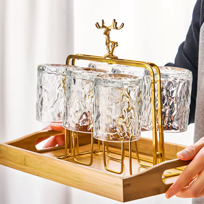 GIANXI Glasbecher-Set und Tassenregal mit Weihnachtsrendier-Verzierung in Transparent und Grün - Bild 2