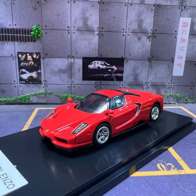 TSM MODEL ENZO Druckguss-Modellauto, 1:64, Metall, Schwarz - Bild 1