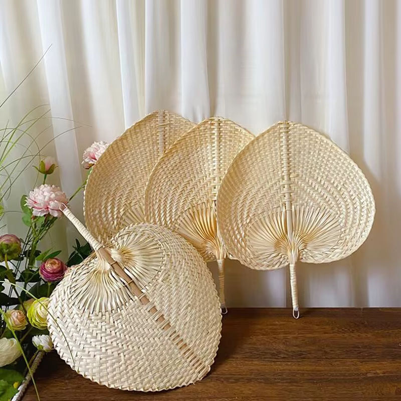Handgemachter herzförmiger Fächer aus Bambus und Stroh in Beige für deine Bohemian Home Dekoration - Bild 3