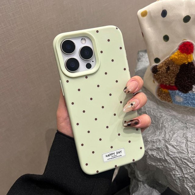 Trendy Case Lab Weiche Handyhülle mit Punkt Muster für iPhone 17 Pro Max, 16, 15, 13, 11 und 16 Plus in Grün mit Anti-Fall Schutz - Bild 1