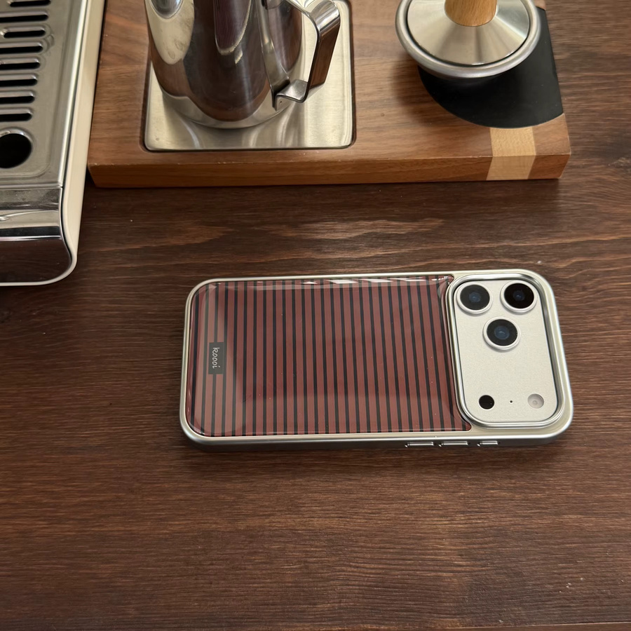Stoßfeste Schutzhülle für Apple iPhone 17, 16, 15, 14 Pro Max mit bunten Streifen und silbernem Rand in Multicolour - Bild 3