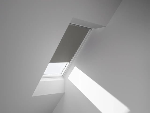 Velux Verdunkelungsrollo DKL Y45 0705S in Grau, thermoisolierend aus Polyester - Bild 1