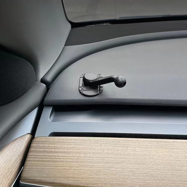 Auto Handyhalterung mit Klebebasis und rotierendem Kugelkopf für Mittelkonsole oder Armaturenbrett in Schwarz - Bild 1