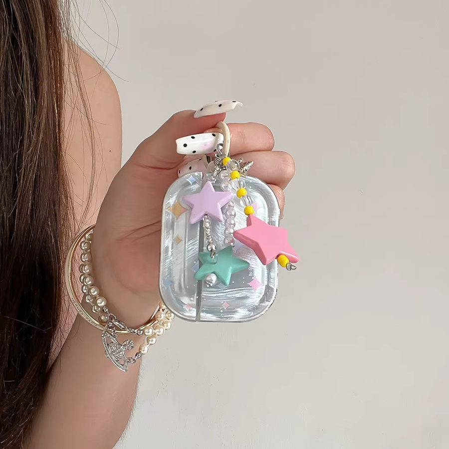 Silberne Apple AirPods Schutzhülle mit Feder-Garn-Textur und Sternen-Anhänger, transparent - Bild 3
