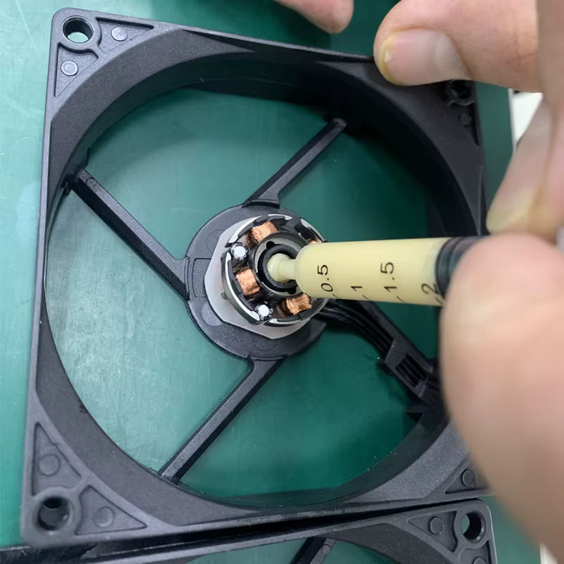 adegrees Hochtemperatur-Schmiermittel für CPU-Lüfter und CPU-Kühler, 2 ml - Bild 2