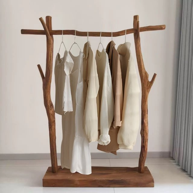 DUTRIEUX Kleiderständer aus Holz im Japandi Design, Braun, Matt - Bild 1