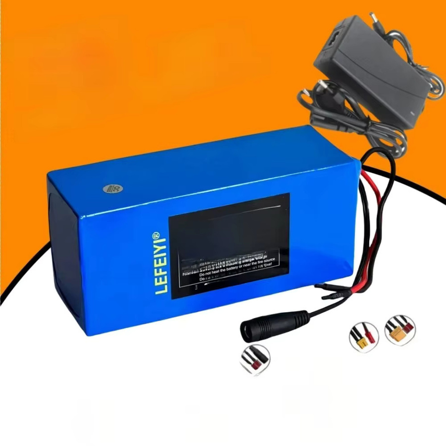 Lefeiyi Lithium-Ionen-Akku 12 V 28000 mAh 3S8P 18650 mit integrierter BMS-Schutzplatine in Blau - Bild 1
