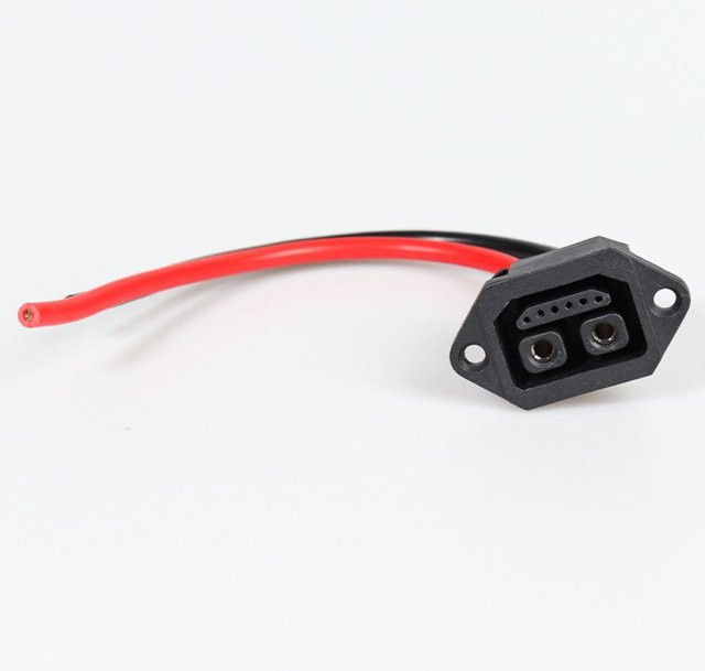NBshunyue E-Bike Lithium-Batterie Ladegerät Adapter Stecker für elektrische Fahrzeuge in Schwarz - Bild 1