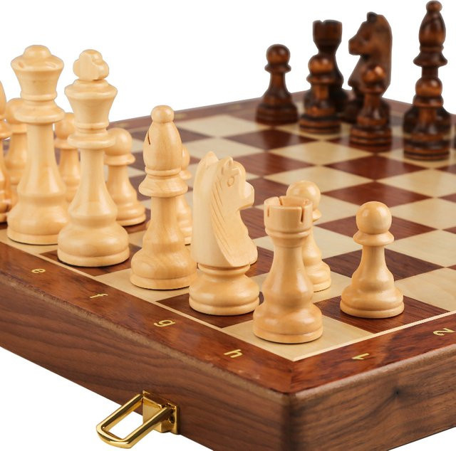 Yernea Schachspiel, Holz, Strategiespiel - Bild 1