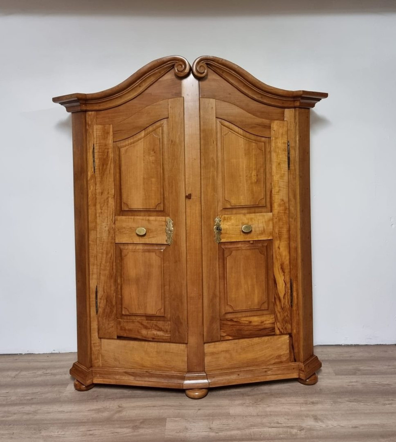Barock Bodensee Schrank aus Birnbaum in Braun von Antikhof Brück, B/T/H: 208 x 60 x 176 cm - Bild 1