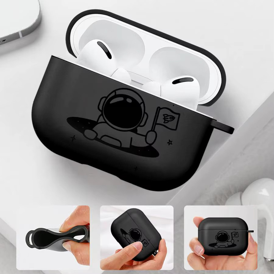 Space Moon Astronaut Kopfhörerhülle in Schwarz für Apple AirPods Pro, Pro 2, Pro 3 und AirPods 4 - Bild 3