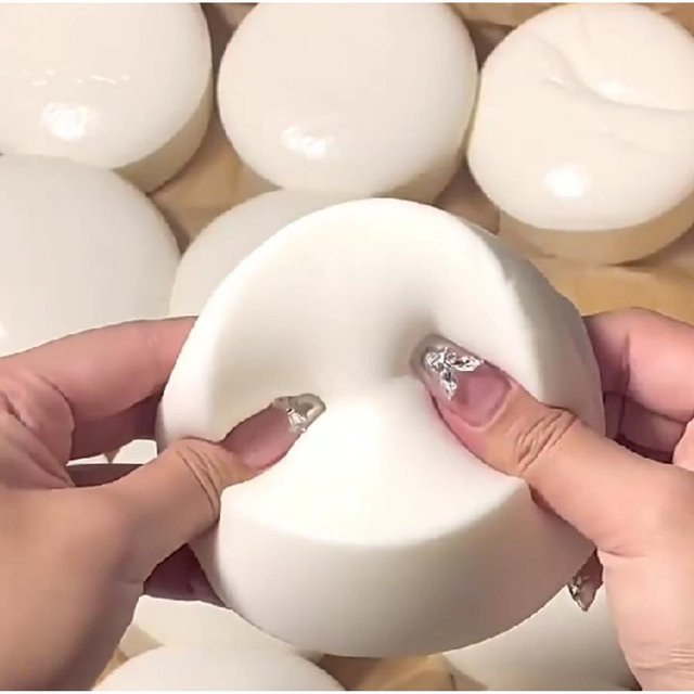 Weicher Squishy Joghurtkuchen Brot, Knetspielzeug, Stressabbau Spielzeug - Bild 1