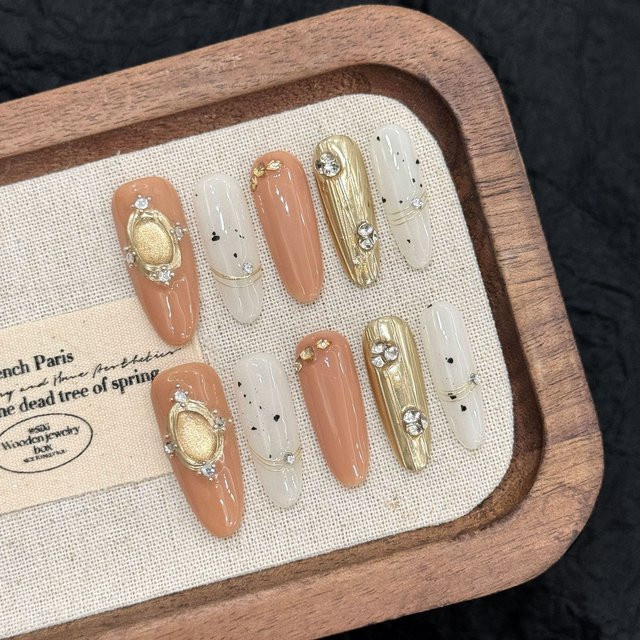 YADORNOS Falsche Nägel, Mandelform, Orange Gold, Metallic, 10 Stück - Bild 1