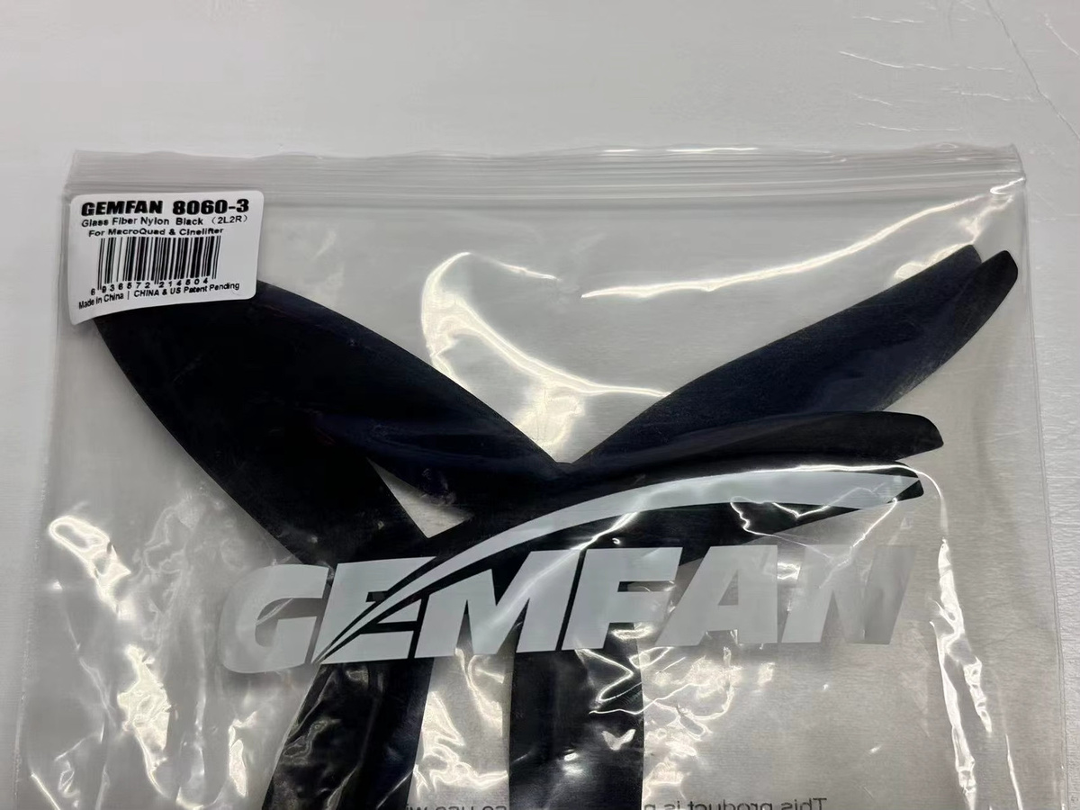 Gemfan 3-Blatt Propeller 8 Zoll aus Glasfaser-Nylon für FPV Drohnen CW CCW in Schwarz - Bild 2