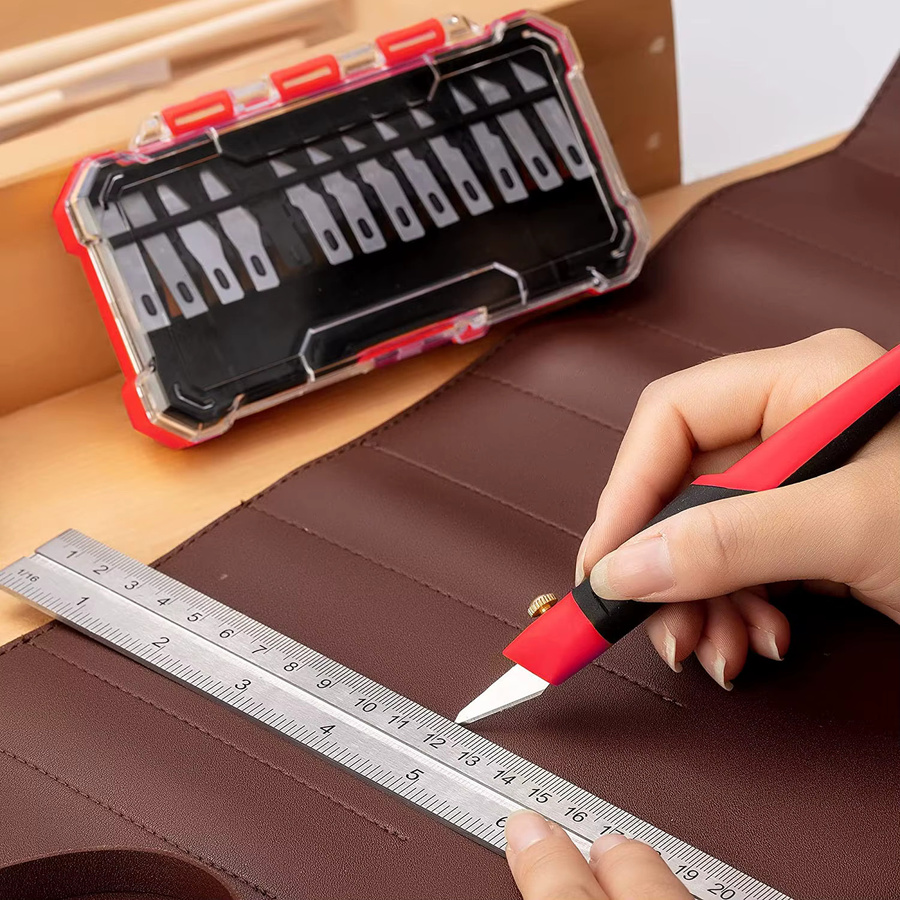 Ezarc Präzisions-Utility-Messer-Set aus Kohlenstoffstahl in Rot, 13-teiliges Set für Handwerk, Hobby und Modellierung inklusive Skalpell Nr. 11 - Bild 3