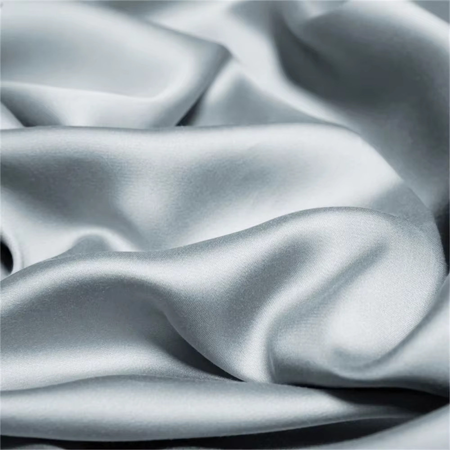 Liv-Esthete Bettwäsche Set aus 100 % Seide in Blau und Grau, bestehend aus Bettbezug, Kissenbezug und Spannbettlaken, B/H: 150 x 200 cm - Bild 3
