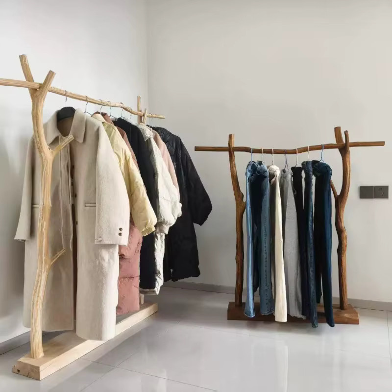 DUTRIEUX Kleiderständer aus Holz im Japandi Design, Braun, Matt - Bild 2