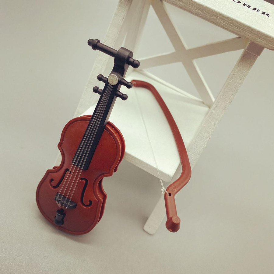 Mini Modell Violine Handgefertigt 1/12 Holzmodell Geige Puppenhaus Zubehör - Bild 2