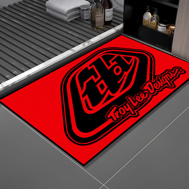 Rutschfeste Troy Lee Designs Fußmatte in Rot mit Grafikdesign, B/T: 60 x 40 cm - Bild 1