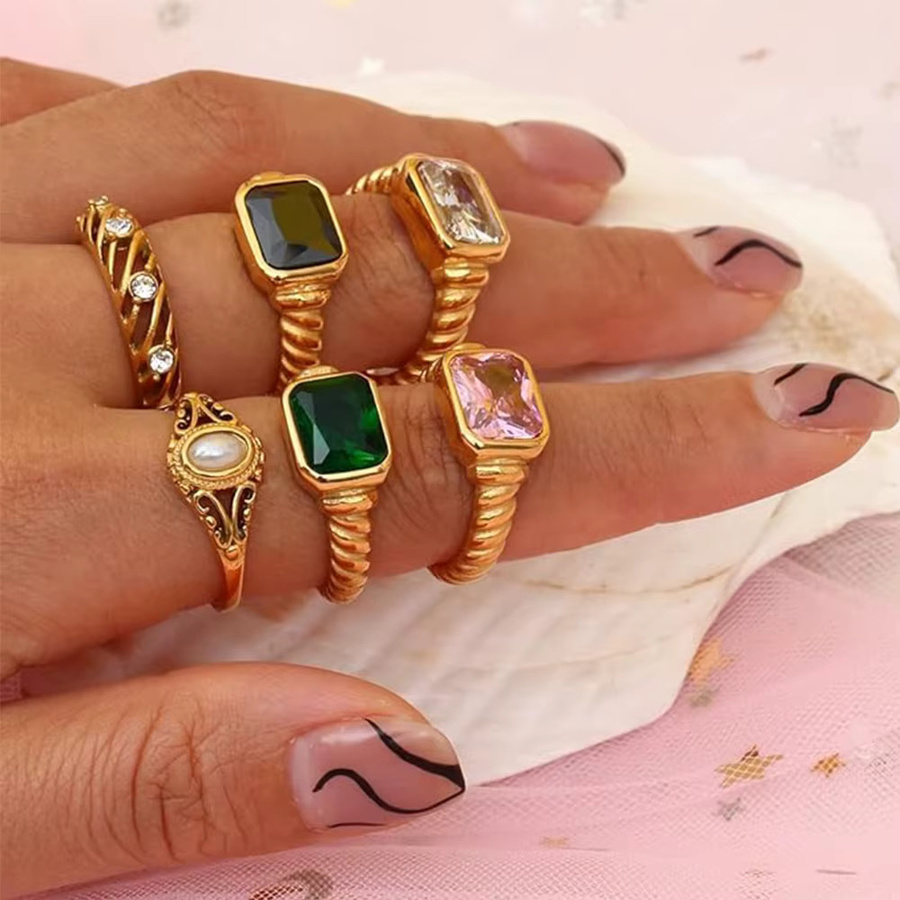 Erpels Ring, mehrfarbige Kristall, vergoldet - Bild 2
