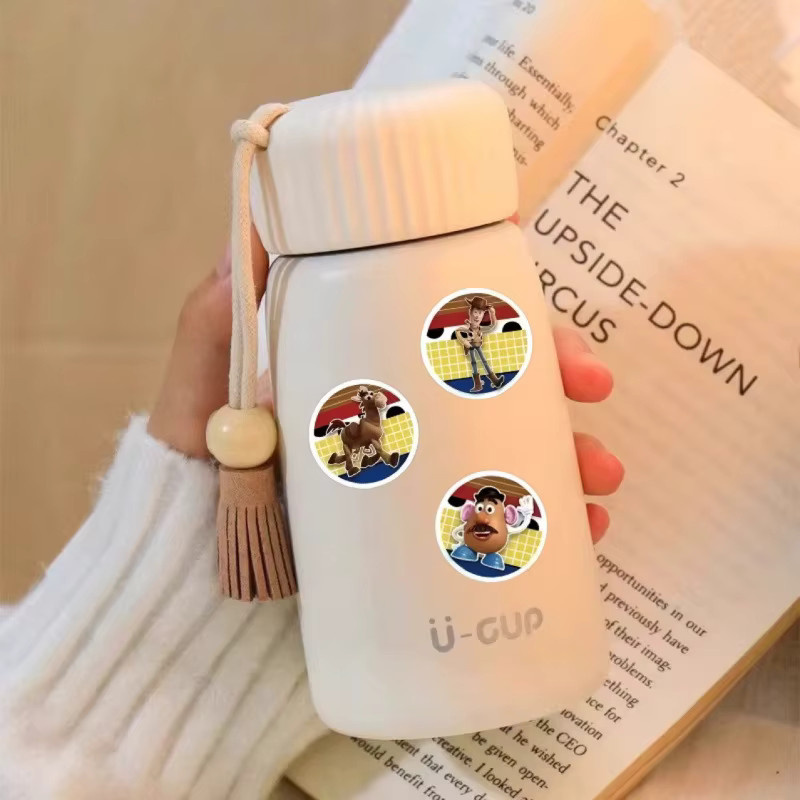500 Stück Toy Story Graffiti-Aufkleber Set mit Woody und Buzz Lightyear von Bandai in Multicolour für Computer, Notizbücher und Schreibwaren - Bild 2